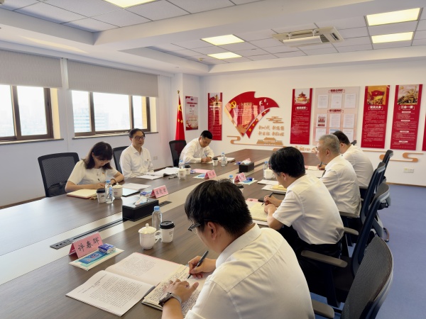 蘇豪控股集團(tuán)黨委書記、董事長周勇到江蘇有色公司巡學(xué)旁聽_副本.jpg